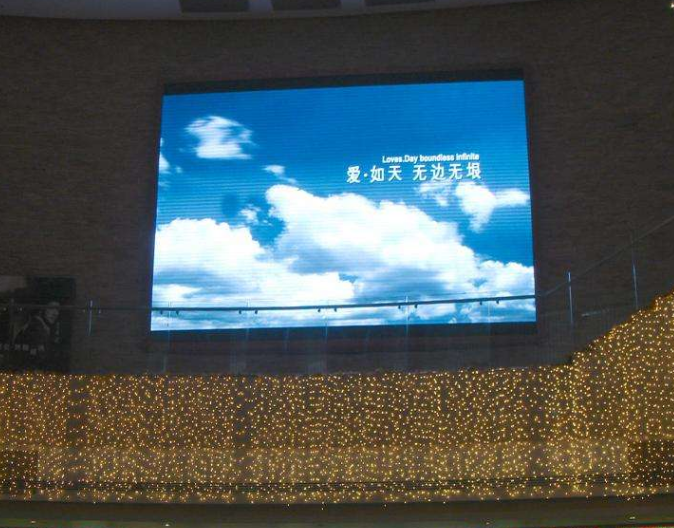 長(zhǎng)沙戶外LED顯示屏如何選擇？